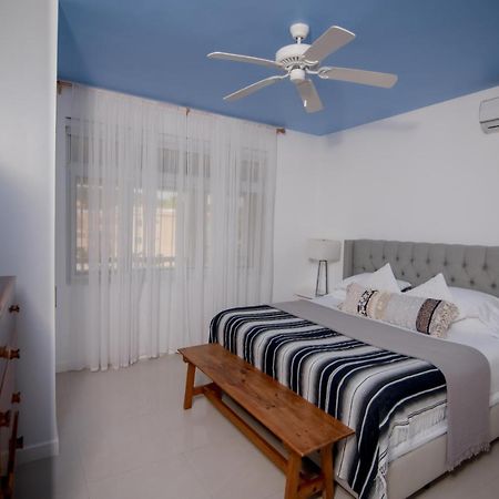 Ocho Rios Penthouse At Whispering Seas Διαμέρισμα Εξωτερικό φωτογραφία