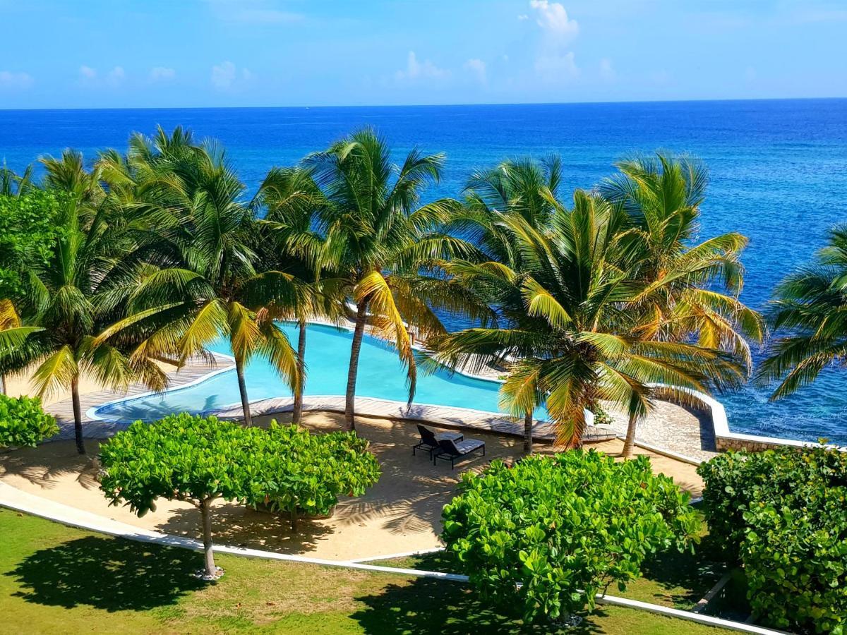 Ocho Rios Penthouse At Whispering Seas Διαμέρισμα Εξωτερικό φωτογραφία